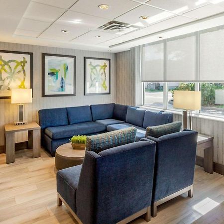 Comfort Suites Downtown Windsor Kültér fotó