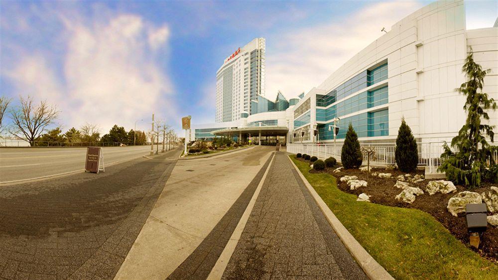 Comfort Suites Downtown Windsor Kültér fotó