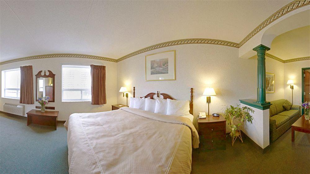 Comfort Suites Downtown Windsor Kültér fotó
