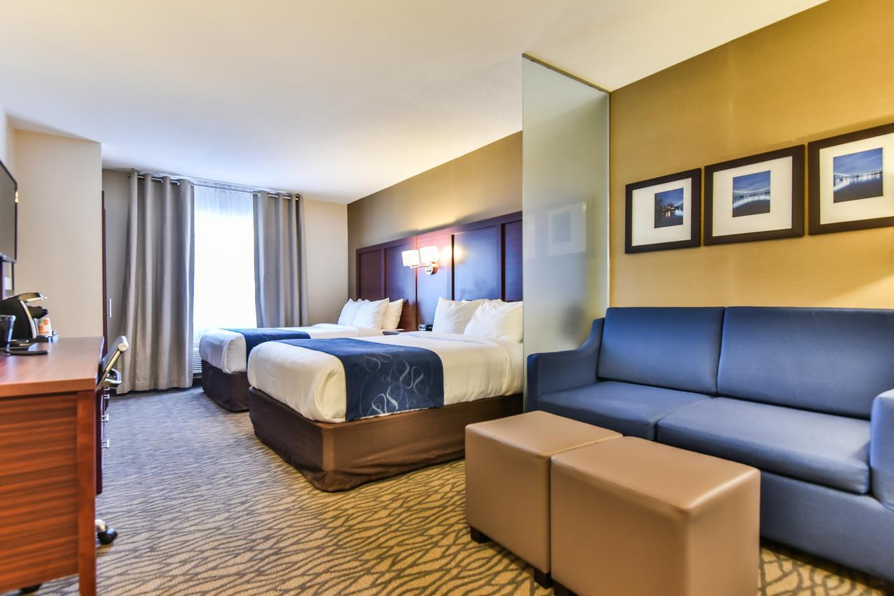Comfort Suites Downtown Windsor Kültér fotó
