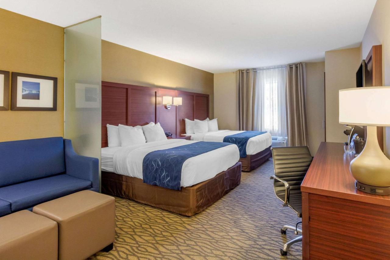 Comfort Suites Downtown Windsor Kültér fotó