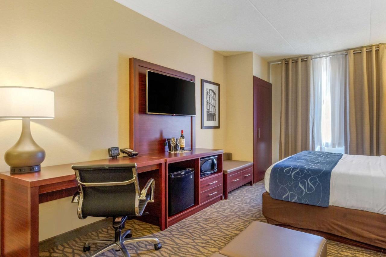 Comfort Suites Downtown Windsor Kültér fotó